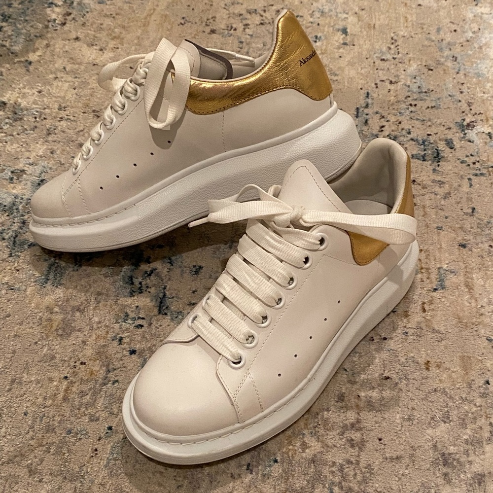 Great Condition Alexander McQueen Gold Back Oversized Sneaker